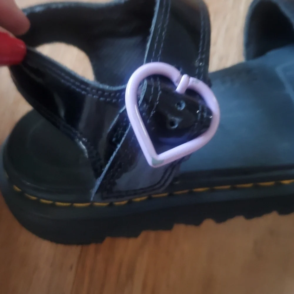 Doc Marten Marlow Heart Kids Sandals, Size 3